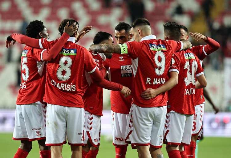 <p>Sivasspor: 87,0 milyon TL</p>
