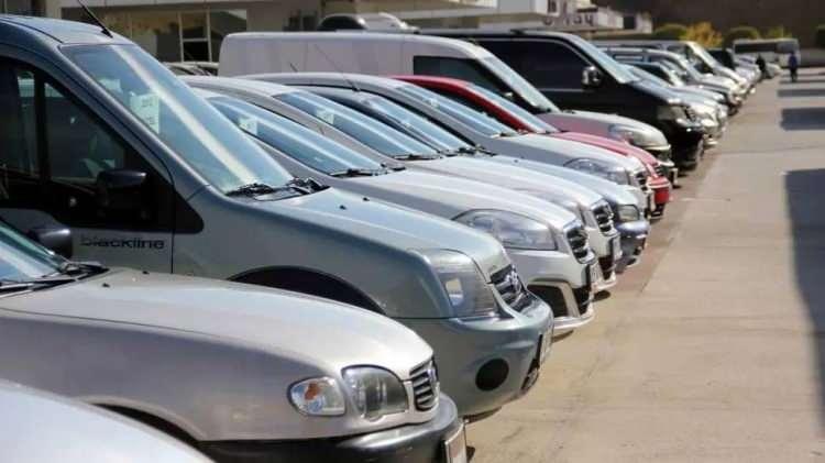 <p>Otomobile ihtiyacı olmayan birisi parasını yatırım araçlarında değerlendirerek daha fazla getiri sağlayabilir.</p>