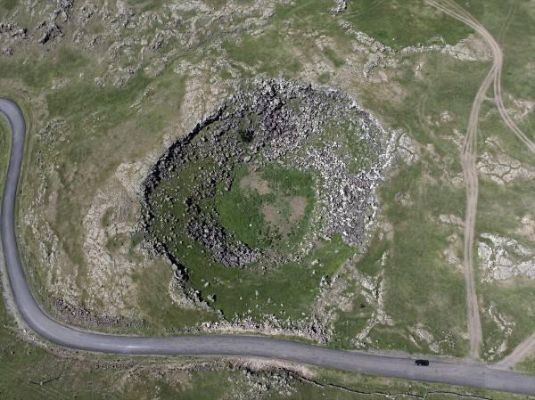 <p>Ağrı Dağı'nın turizm için önemli olduğunu ifade eden Turan, "Burası bizim en önemli turizm destinasyon noktalarımızdan biri. Burası çok bilinmiyor, tanıtımı için milletvekilimizle de görüştük, o da hassasiyet gösteriyor. İnşallah burayı canlandıracağız. Bu alanın tanıtımı için faaliyetler yapacağız." dedi.</p>
