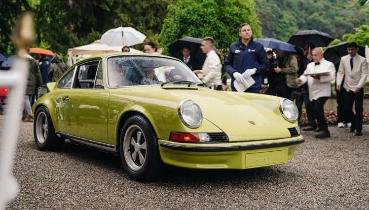 <p>Concorso'da asırlık otomobil tarihine değil, günümüzün ötesine de bakış atmak fikir almak üzere Alpine Alpenglow Hy4, Lotus Type 66, Triumph TR25, Pininfarina Pura Vision gibi konseptler veya “En İyi Tasarım” ödüllü Alfa Romeo 33 Stradale ve Koenigsegg CC850 gibi sınırlı üretim fantezilere de bakılabiliyordu.</p>
<p> </p>