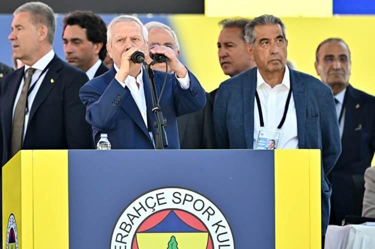 <p><strong>"Gerilimi tırmandırmamak için ayrıldım. Kavga etmeyi tercih edenleri, Fenerbahçe'nin vicdanına havale ediyorum."</strong></p>