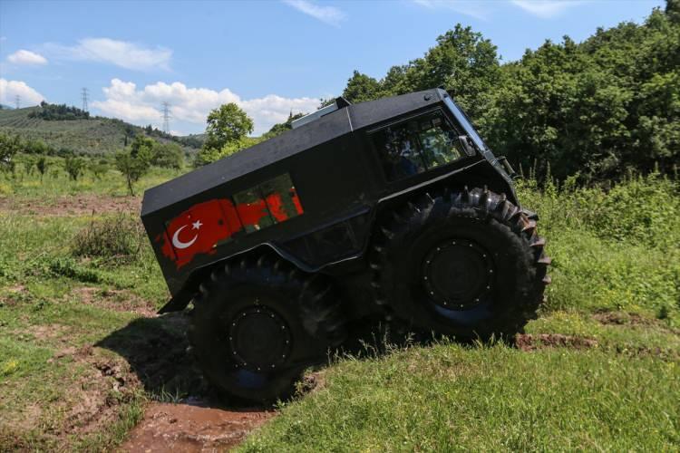 <p>Yakın zamanda elektrik tesisatı, iklimlendirme sistemleri, iç döşeme ve kaynak parçaları dahil yerli olması için numuneler test safhasında."</p>