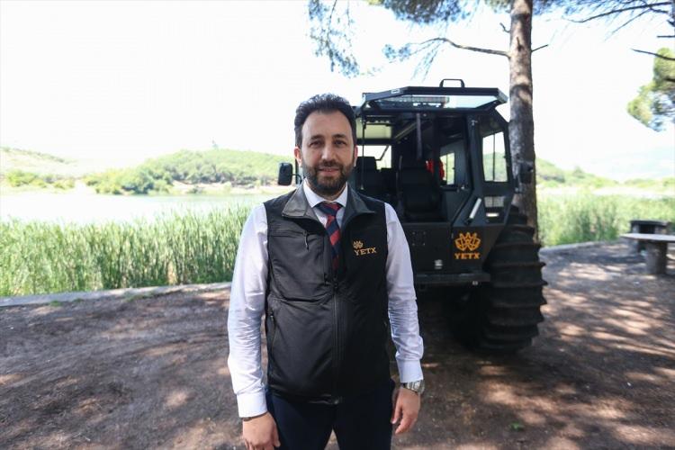 <p>Aracımızı her geçen gün geliştirerek üretmeye devam ediyoruz. Hepsi Türk mühendislerinin, Türk teknisyenlerinin ve yerli tedarikçilerin imzası." dedi.</p>