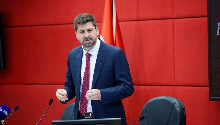 <p><strong>2019-2024 yılları arasında Tarsus Belediye Başkanlığı yapan Haluk Bozdoğan'dan görevi CHP'Lİ aday Ali Boltaç aldı.</strong></p>
