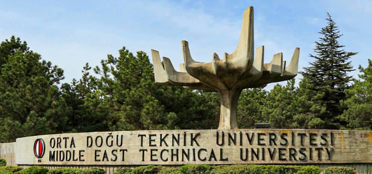 <p>Dünya Üniversite Sıralaması Listesi'nde Türkiye'den ilk sırada yer alan üniversite ODTÜ oldu. </p>
