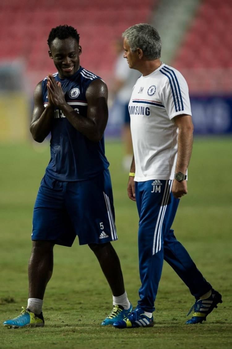 <p>8- Michael Essien - 38 milyon euro<br />
<br />
* Chelsea</p>