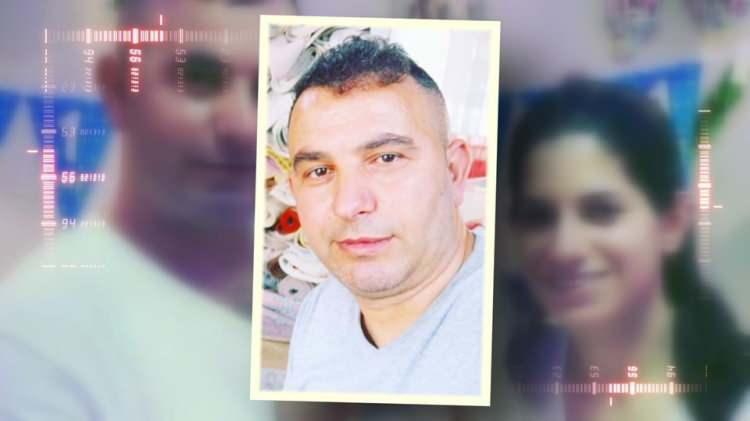 <p>Kardeşiyle kavgalı olan Mehmet Ali Özdemir'in aynı zamanda eşi Meryem Hanım'a da şiddet ve psikoljik baskı uyguladığı iddialar arasındaydı. </p>
<p> </p>