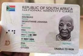 <p><strong>Dünyanın  en yaşlı insanı olarak anılan Güney Afrikalı Johanna Mazibuko, 129 yaşına gelmeden sadece iki ay önce öldü.</strong></p>

<p> </p>
