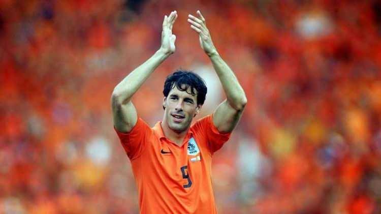 <p>* Ruud Van Nistelrooy | Hollanda | 6 gol</p>

