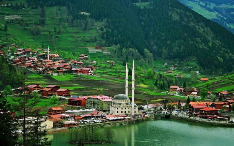 <p><strong>TRABZON 2069</strong></p>
