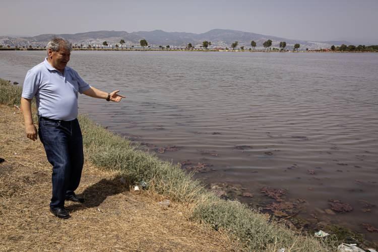 <p><strong>"Fabrikalar maalesef arıtmaları &ccedil;alıştırmıyorlar" </strong>diyen Doğan Yaşar, bu nedenle denizlerde kirliliğin meydana geldiğini s&ouml;yledi.</p>

