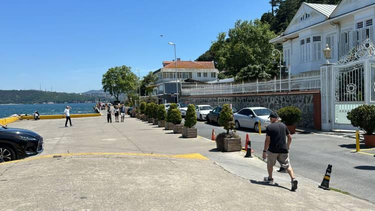 <p>Yapılan çalışmalar sonucunda incelenen kamera görüntülerinden 7 şüpheli İstanbul ve Tekirdağ'da gözaltına alındı. Gözaltına alınanlar arasında soygunu gerçekleştiren 3 şüphelinin bulunduğu öğrenildi.</p>
<p> </p>