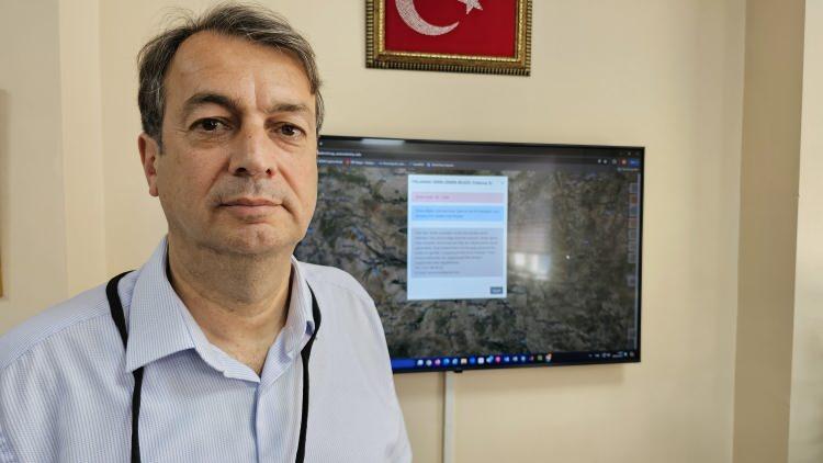 <p>Amerikan Jeoloji Servisi’nin zemin bilgilerinden yararlandıklarını belirten Kutoğlu, şöyle konuştu:</p>
<p> </p>