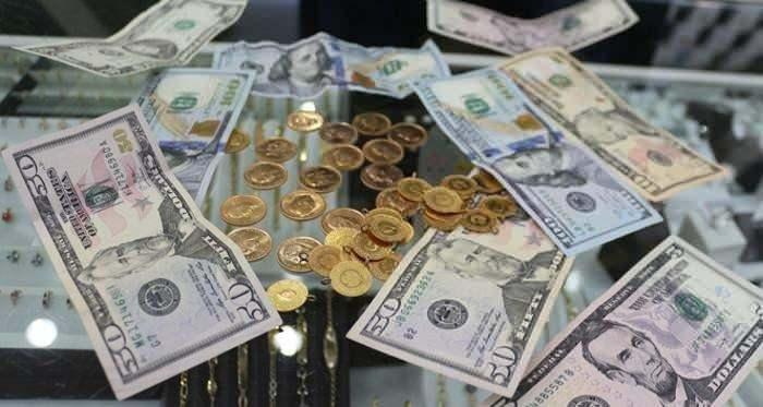 <p>Buna göre, 7 Haziran itibarıyla Merkez Bankası brüt döviz rezervleri 2 milyar 447 milyon dolar artışla 86 milyar 356 milyon dolara yükseldi. Brüt döviz rezervleri, 31 Mayıs'ta 83 milyar 909 milyon dolar seviyesinde bulunuyordu.</p>

<p> </p>
