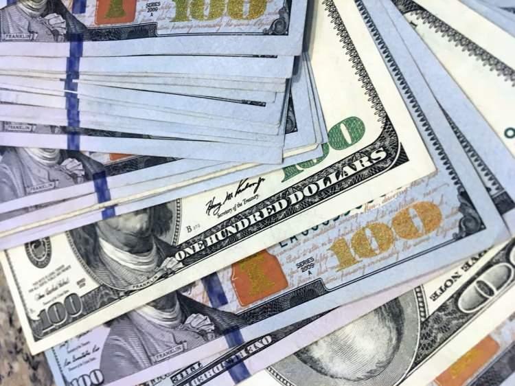 <p><strong>203.5 MİLYAR DOLAR</strong></p>
