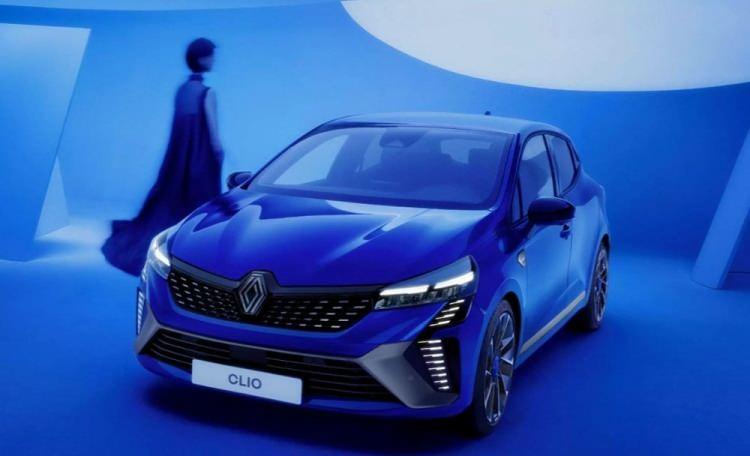 <p><strong>RENAULT- </strong></p>

<p> </p>

<p>Megane Sedan, MEGANE E-TECH ve Clio için  200.000 TL kredi, 12 ay vade ve %0 faiz oranı ile sunuluyor. </p>

<p>RENAULT AUSTRAL  ve Captur modelleri için 100.000 TL nakit indirimi veya 200.000 TL kredi, 12 ay vade ve %0 faiz oranı var. </p>

<p>Ayrıca Clio'nun E-Tech full hibrit versiyonu 165 bin TL'ye varan indirimle sunuluyor.</p>
