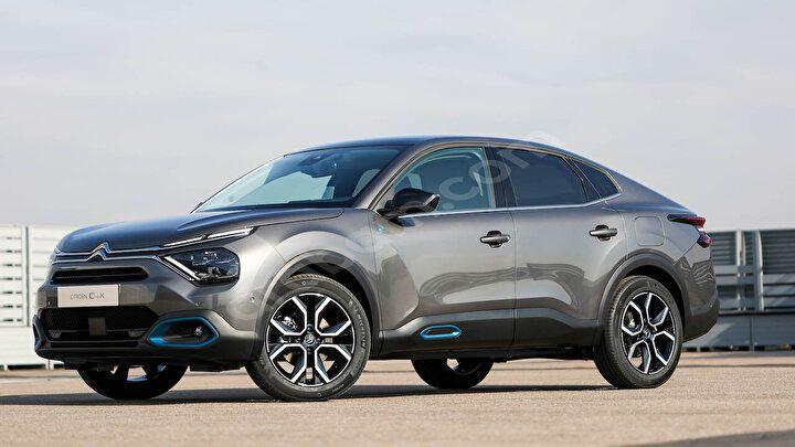 <p>Citroen C4 ve C4X modelinde 120 bin TL için 12 ay ve yüzde 0 faizli kredi ya da 200.000 TL 12 ay % 1,99 faiz imkânı bulunuyor.<br />
<br />
</p>