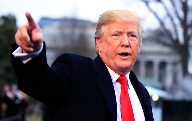 <p>ABD önümüzdeki seçimlerde yeniden aday olan Trump'a Biden'a olan desteğiyle bilinen dünyaca ünlü şarkıcı Taylor Swift'e dair görüşleri soruldu.</p>
