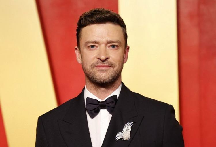 <p><strong>Ünlü şarkıcı Justin Timberlake, Amerika Birleşik Devletleri'nin New York eyaletine bağlı Long Island bölgesinde alkollü araç kullandığı sırada polise yakalandı.</strong></p>
