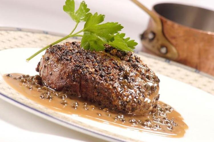 <p><strong>99- Steak au poivre</strong></p>
<p> </p>
<p><strong>Fransa</strong></p>