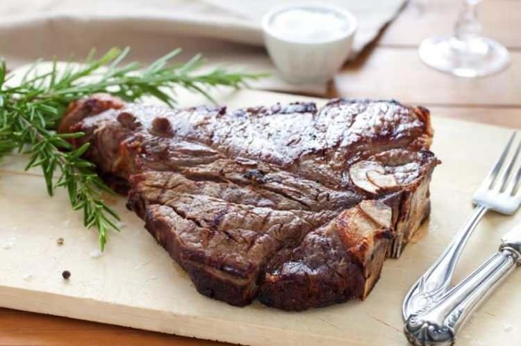 <p><strong>96- Bistecca alla Fiorentina</strong></p>
<p> </p>
<p><strong>İtalya</strong></p>