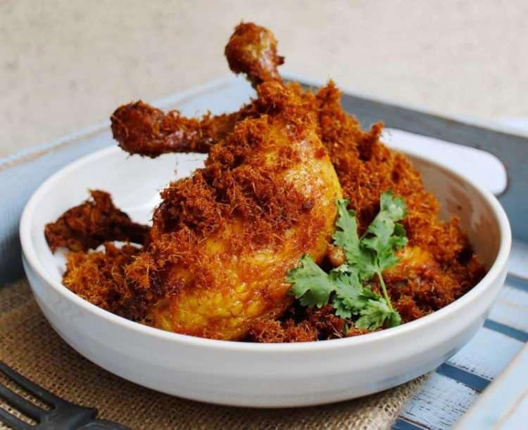 <p><strong>91- Ayam goreng</strong></p>
<p> </p>
<p><strong>Endonezya</strong></p>
