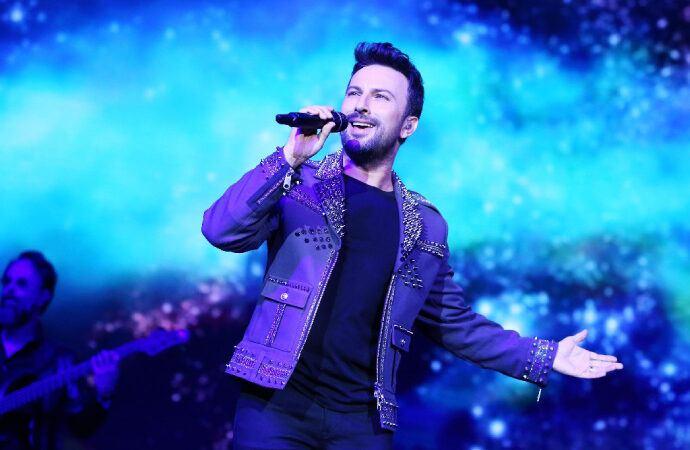 <p><span style="color:#008080"><strong>1. TARKAN</strong></span></p>

<p><span style="color:#008080"><strong>12 milyon euro</strong></span></p>
