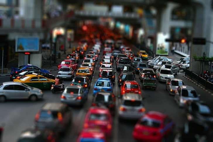 <p>ABD merkezli yazılım zinciri INRIX, en fazla trafiğe sahip olan şehirleri açıkladı. İşte trafikte en fazla vakit kaybeden şehirler ve geçirdikleri süreler...</p>
