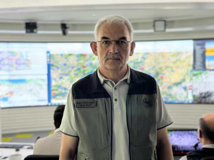 <p>Bu ara&ccedil;lar, &ouml;zellikleri sayesinde yangın g&ouml;zetleme ve tespit &ccedil;alışmalarında kullanılırken g&ouml;zetleme kameraları ve termal g&ouml;r&uuml;nt&uuml;leme sistemleriyle ormanlık alanları s&uuml;rekli izleyerek, olası yangınları erken aşamada tespit ediyor.</p>
