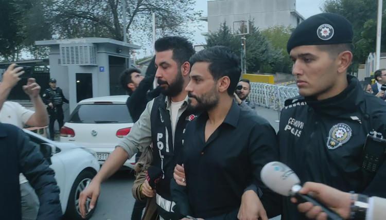 <p>Bunun üzerine söz alan sanıklar Gültekin Alan'ı tanımadıklarını söyledi.</p>