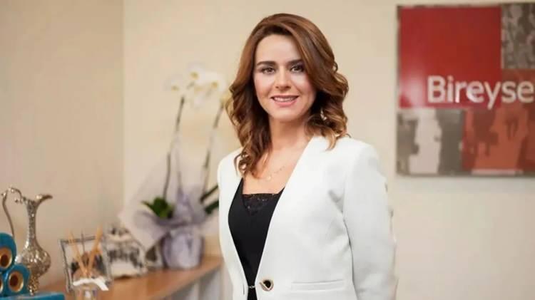<p>Silivri’de tutuklu bulunan eski bankacı Seçil Erzan ile sosyal medya fenomeni Dilan Polat, aynı koğuşa alındı.</p>
