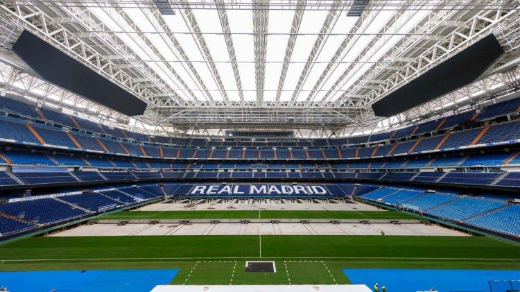 <p><strong>1. Estadio Santiago Bernabeu (Real Madrid)</strong></p>
<p> </p>