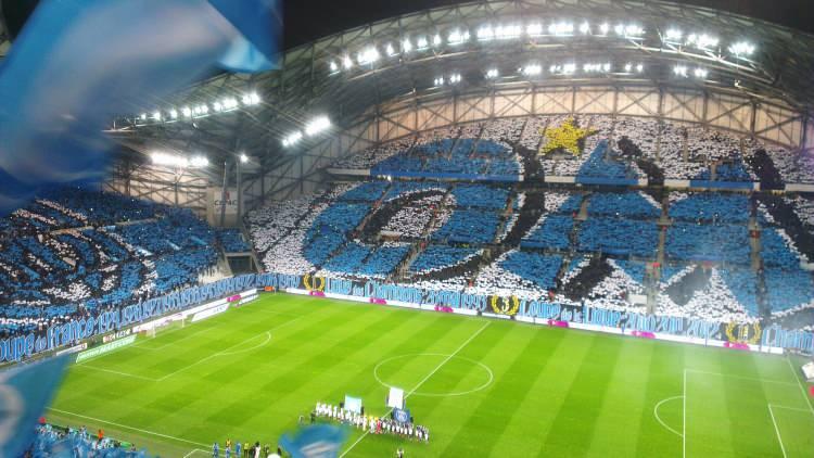 <p><strong>14. Stade Velodrome (Marsilya)</strong></p>
<p> </p>