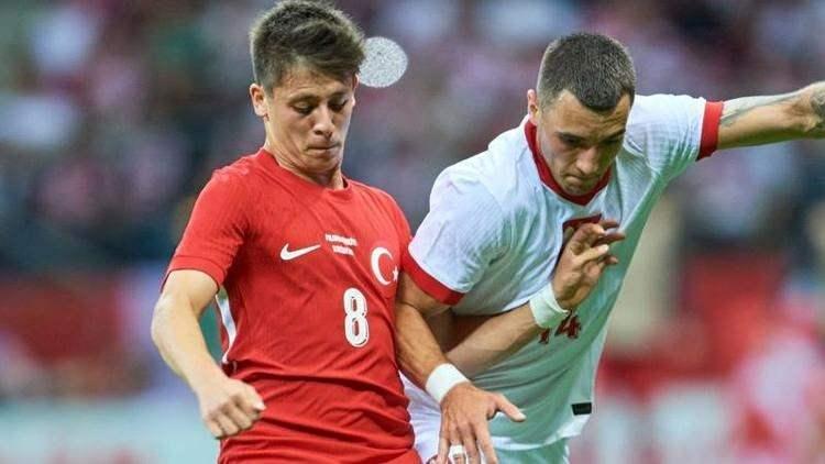 <p><strong>"Arda Güler'in Real Madrid'den ayrılıp Man United'a katılmasının da benzer bir durum olmayacağını kim söyleyebilir?"</strong></p>