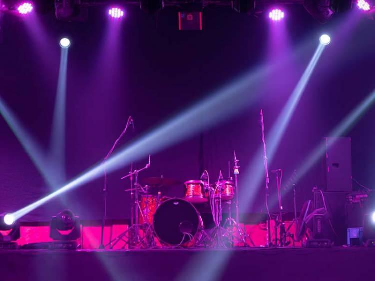 <p><span style="color:#B22222"><strong>İşte konserlerden en fazla para kazanan isimler... </strong></span></p>