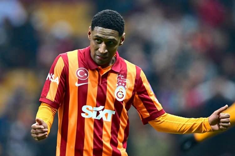 <p>Güncel piyasa değeri 10 milyon euro olan Brezilyalı Tete'nin Galatasaray ile 2027 yılına kadar kontratı bulunuyor.</p>