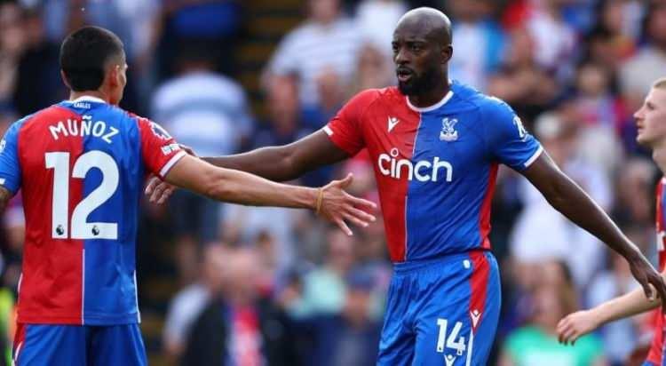 <p>Forvet hattına takviyeler yapması beklenen Fenerbahçe'nin Crystal Palace forması giyen Jean-Philippe Mateta'yı izlediği öne sürüldü.<br />
<br />
(Fotomaç)</p>