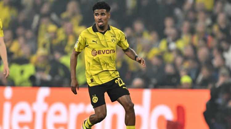 <p>Premier Lig ekiplerinden Aston Villa, Chelsea'nin 22 yaşındaki sol beki Ian Maatsen'i 44 milyon euro karşılığında kadrosuna kattı.</p>