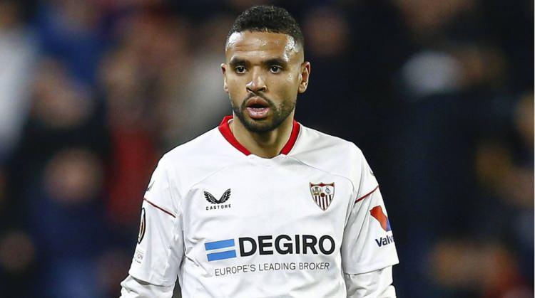 <p>Fenerbahçe, Sevilla'dan Youssef En-Nesyri için 8.5 milyon Euro resmi transfer teklifi yaptı. Sevilla'nın net talebi 12 milyon Euro.<br />
<br />
(FANATİK)</p>
