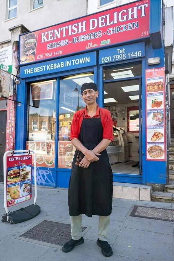 <p><span style="color:#000000"><strong>Swift'in ekibinin Londra'daki konserlerde bir fenomen haline dönüşen Khan'dan 100'ün üzerinde kebap sipariş ettiği öğrenildi.</strong></span></p>