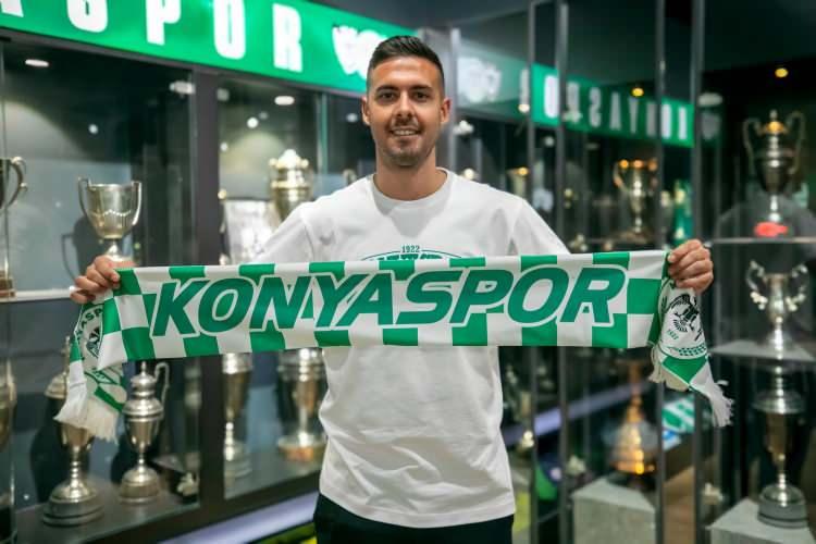 <p>Ufuk Akyol (Ön libero) | Antalyaspor → Konyaspor</p>
