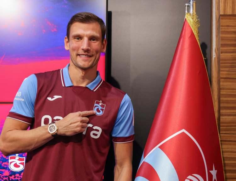 <p>Borna Barisic (Sol bek) | Rangers → Trabzonspor</p>
