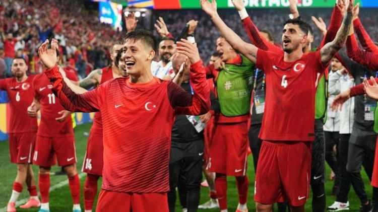 <p>* Çeyrek final katılım hakkı: 2.5 milyon euro</p>