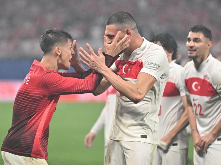 <p><span style="color:#B22222"><strong>ÜNLÜ YAZAR DERMOT CORRIGAN'DAN ARDA'YA ÖVGÜLER!</strong></span></p>

<p><em><strong>"Onun Messi ya da Ronaldo olacağını söylemek için henüz çok erken, Arda henüz bir çocuk ama o bir süperstar olma yolunda."</strong></em></p>
