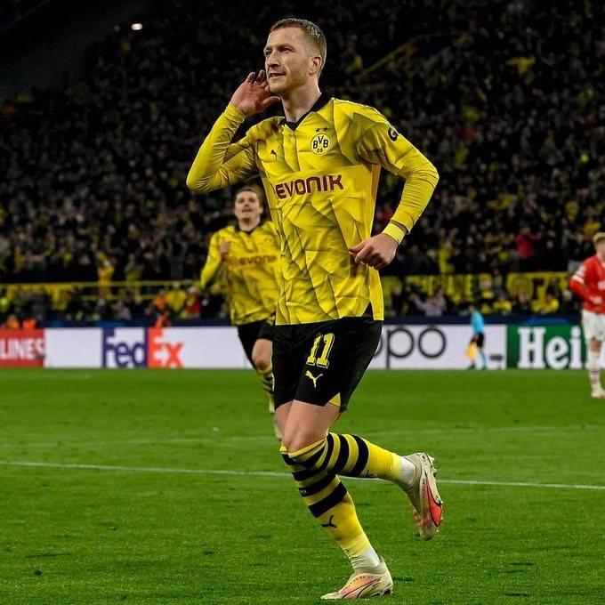 <p>Galatasaray ve Trabzonspor, sözleşmesi elinde olan Marco Reus'u istiyor.<br />
<br />
(Bild)</p>