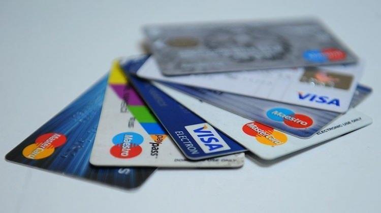 <p>19 - Hesaplarınızı gereksinmeniz olmadığı zamanda, internet işlemlerine kapatın, gereksinmeniz olduğunda açın ve alışverişten sonra hemen tekrar kapatın.</p>