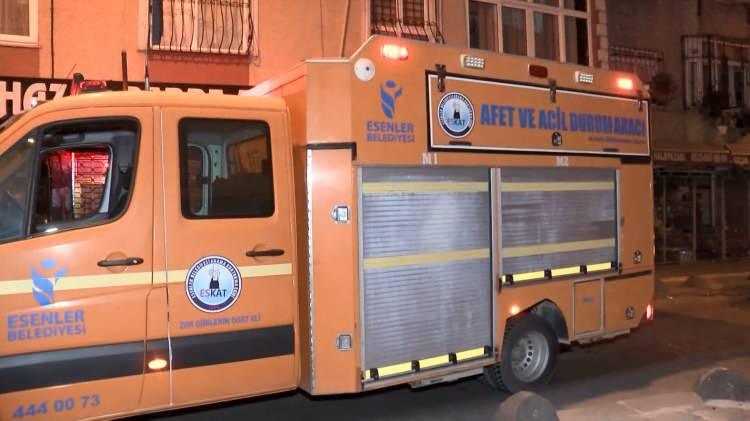<p>Gece boyu zabıta ekipleri bina ve &ccedil;evresinde &ouml;nlem aldı. G&uuml;nd&uuml;z saatlerinde binadaki &ccedil;atlakların detaylı şekilde inceleneceği &ouml;ğrenildi.</p>
