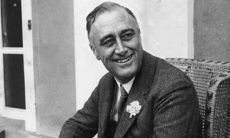 <p><span style="color:#B22222"><strong>FRANKLIN D. ROOSEVELT</strong></span></p>

<p> </p>

<p><strong>ESKİ AMERİKA BİRLEŞİK DEVLETLERİ BAŞKANI</strong></p>

<p> </p>
