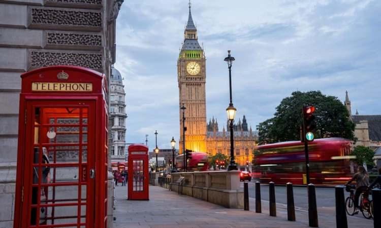 <p><strong><span style="color:#B22222">4)  LONDRA  -  İNGİLTERE</span>  |  258 BİN MİLYONER</strong></p>
