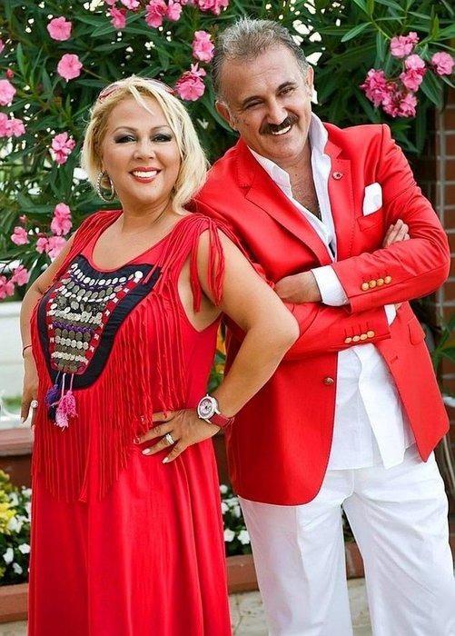 <p><span style="color:#B22222"><strong>"SADECE OĞLUM VE İŞİM VAR"</strong></span></p>

<p><strong>Safiye Soyman, "Oğlum şu an Burdur'da, oranın havası iyi geldi. Yardımcım Bekir oğlumu Burdur'a götürdü. Orada Harun'uma bir hareket geldi. 'oğlum rahat etsin' diye hemen bir ev yaptırdım. Yazın Bodrum sıcak oluyor, Burdur'un havası daha iyi geldi. 24 yıldır sadece işim ve oğlum var. Hep bir aradayız, iş olduğu zamanlarda günde 30 kez arıyorum" ifadelerini kullanmıştı.</strong></p>
